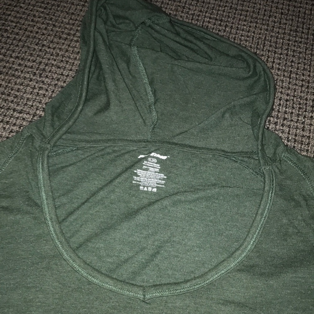 Pro Edge Michigan State Spartans Green Hooded Sweatshirt with White Logo - Picture 3 of 6